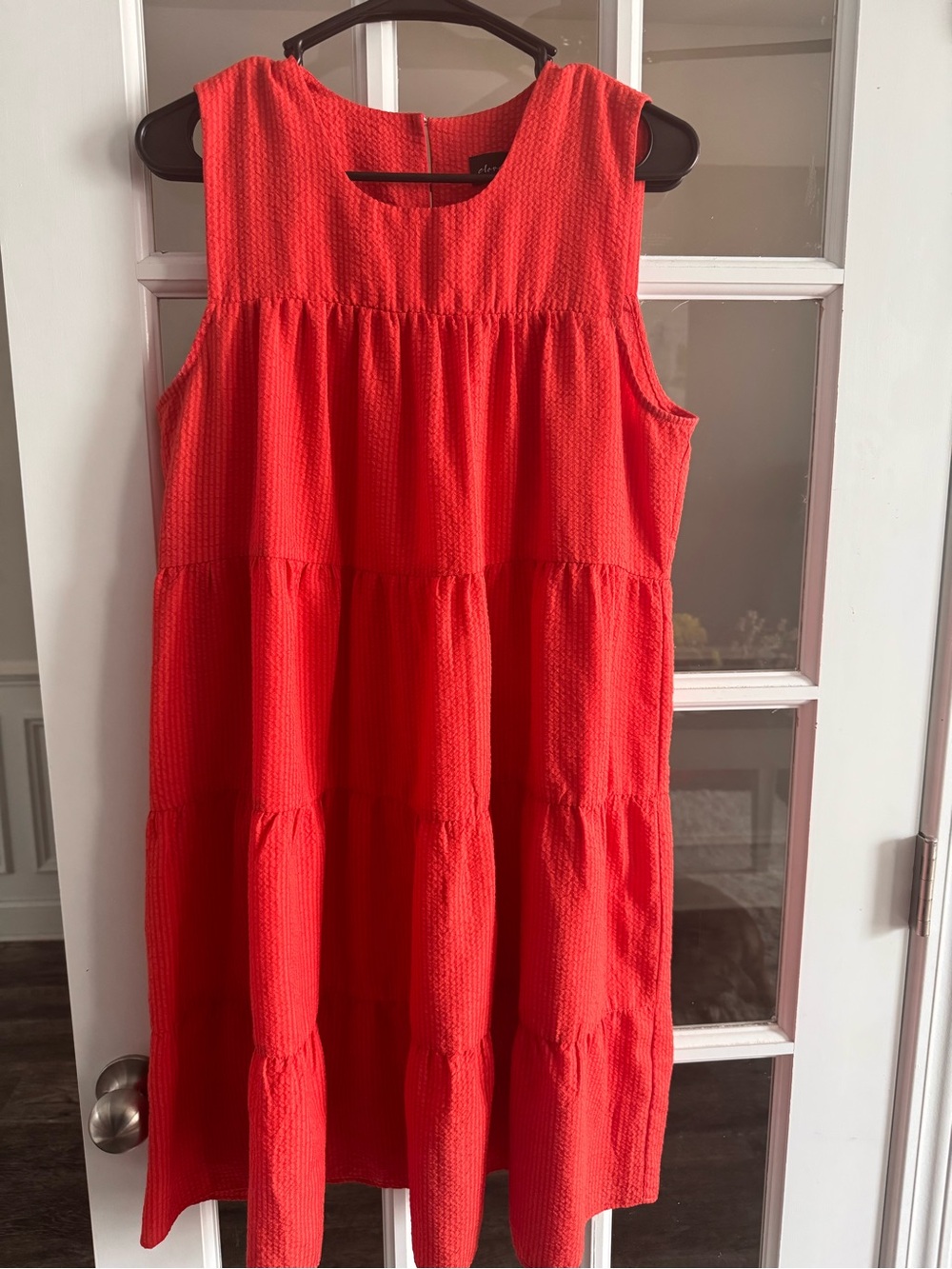 Sleeveless Tiered Textured Dress in burnt orange Large